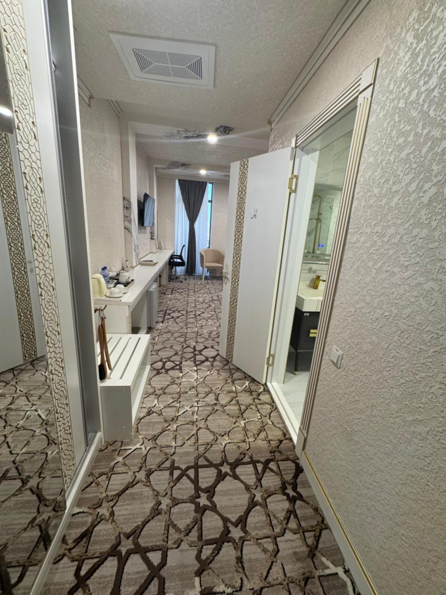 Bukhara City Hotel Turon City Plaza Extérieur photo