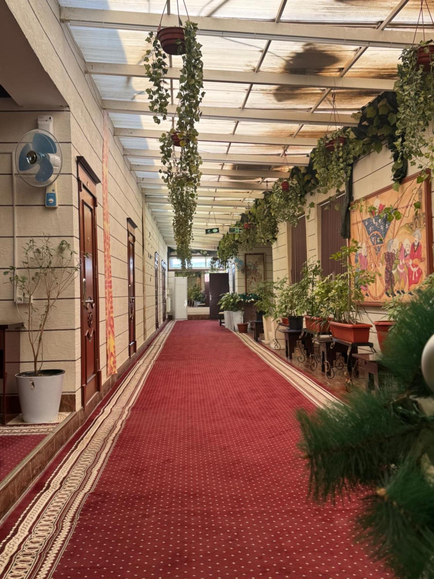 Bukhara City Hotel Turon City Plaza Extérieur photo